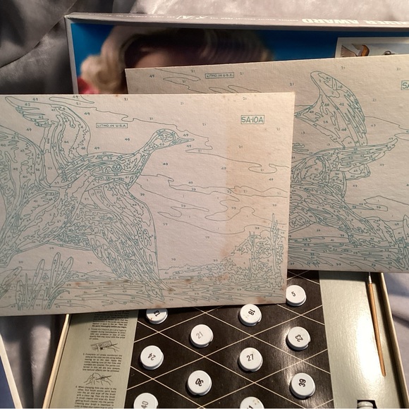 Two Vintage Silver Award Paint by Number. Numbered oil paint sets. 1960’s - Picture 8 of 12